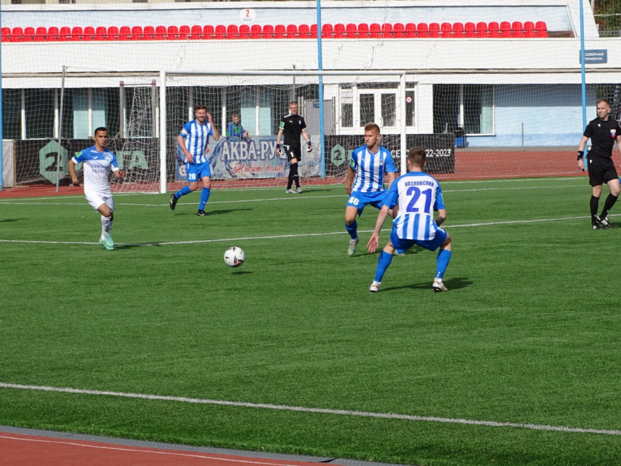 «Сокол» не смог победить в домашнем матче с «Авангардом»