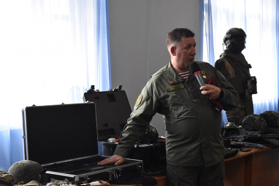 Янклович привез в Ртищевский район передвижной музей СВО