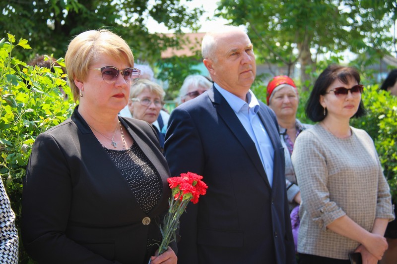 В Красноармейском районе открыли мемориальную доску погибшему в СВО Александру Храмову