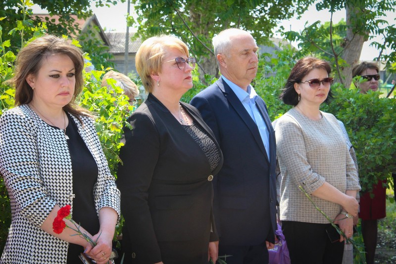 В Красноармейском районе открыли мемориальную доску погибшему в СВО Александру Храмову