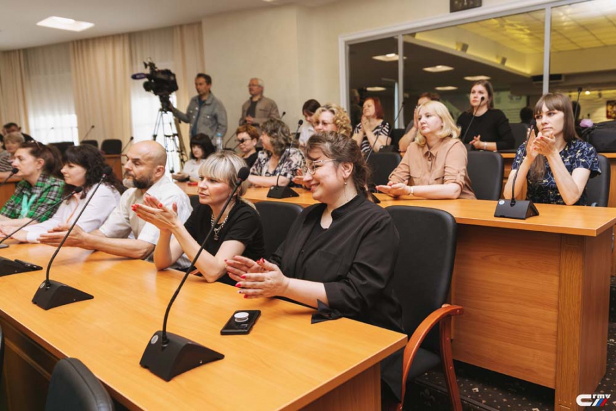 Жители ЗАТО Светлый обсудили предпроектную концепцию благоустройства центральной части поселка