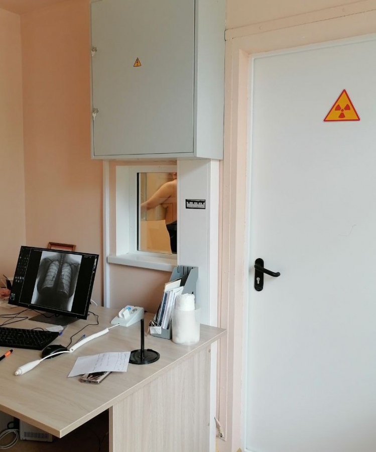 В поликлинике Балаковского района появился аппарат для рентгена грудной клетки