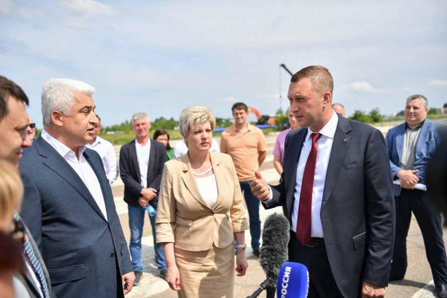 На землях бывшего аэропорта Саратова начали строить канализацию и водопровод