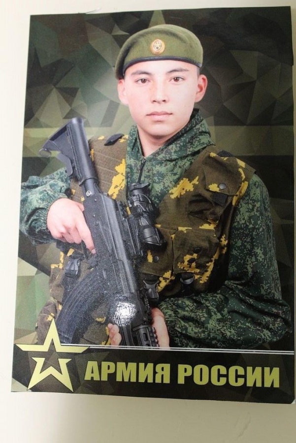 В Новоузенском районе бойца СВО наградили медалью Суворова