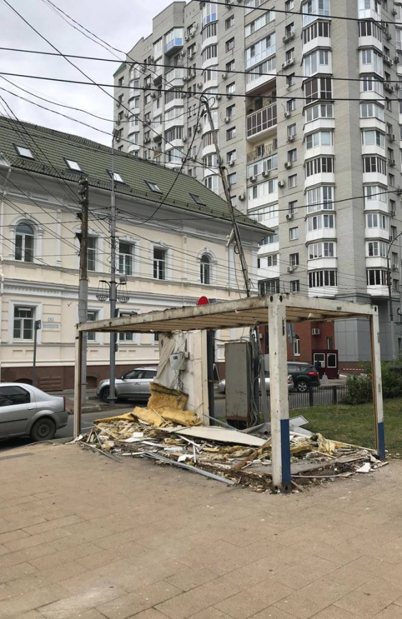 На пересечении Рахова и Вавилова сносят последние ларьки