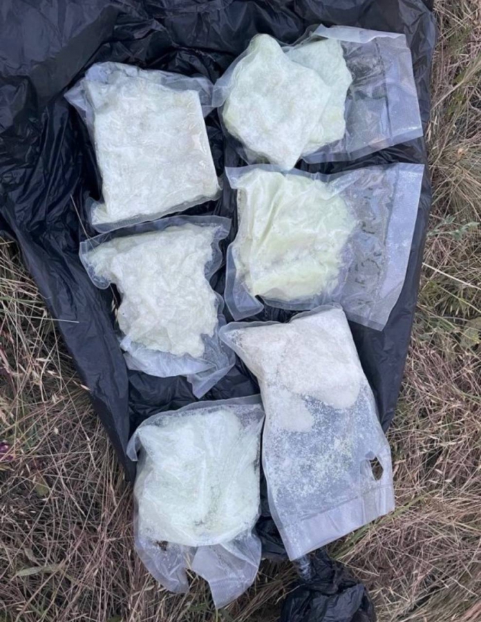 В Волгограде сотрудники ФСБ поймали закладчика из Саратова с 3 кг мефедрона