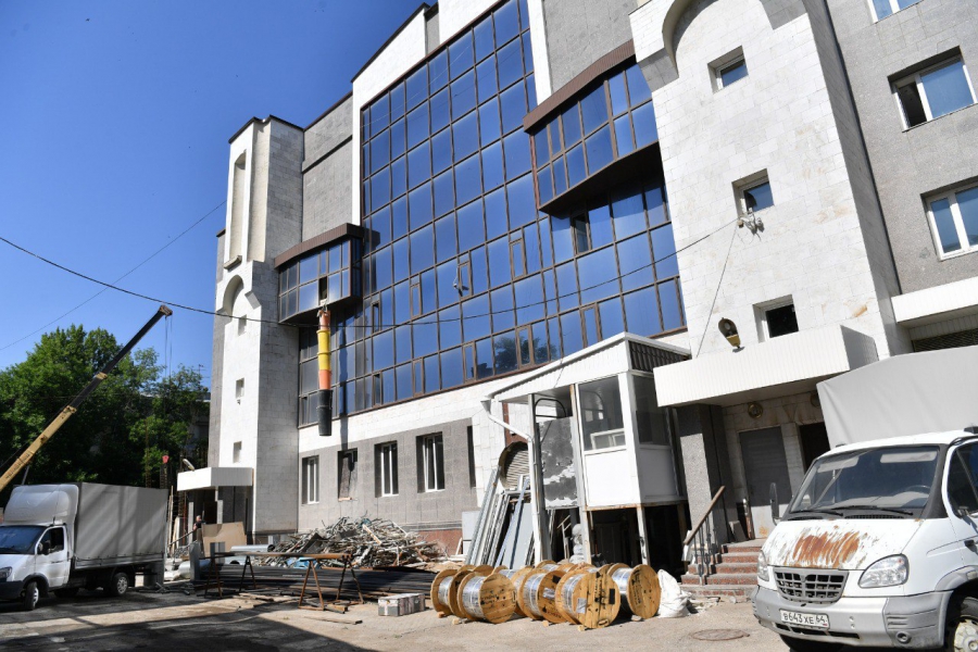 В Саратове реконструкцию малой сцены ТЮЗа закончат до конца года