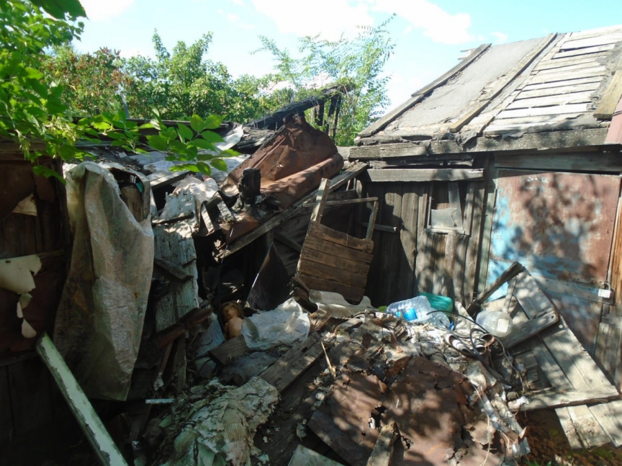 На трех улицах Саратова нашли более 50 нелегальных гаражей и построек