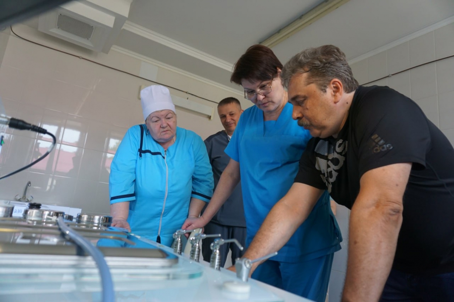 В Балаковской больнице собрали ЛОР-комбайн