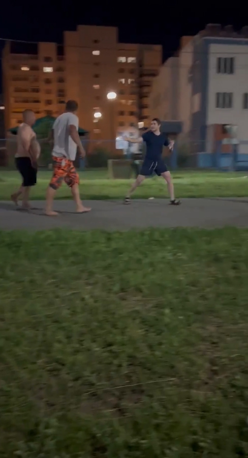 В Солнечном-2 шумная компания ночью затеяла массовую драку