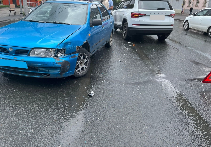 На Большой Горной и проспекте Энтузиастов иномарки сбили пенсионеров