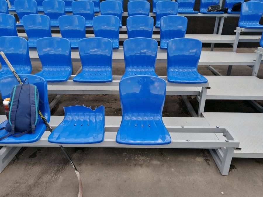 Депутат Панков обратится в прокуратуру из-за некачественного ремонта стадиона в Вольске