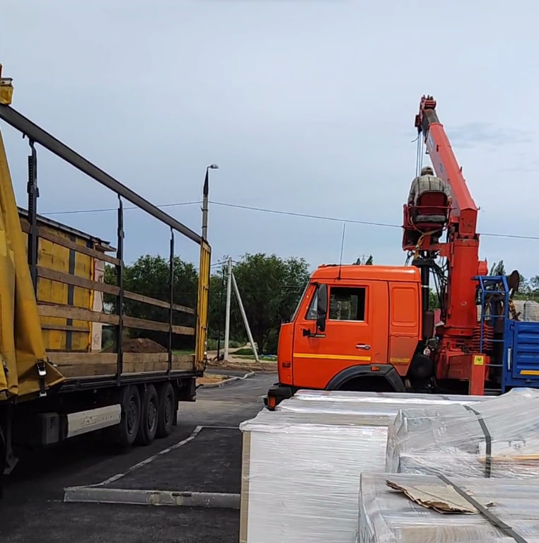 Глава Энгельсского района о ледовом дворце: График нагнали, объект сдадут вовремя