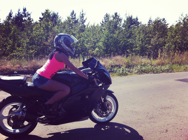 В больнице после ДТП скончалась молодая пассажирка мотоцикла