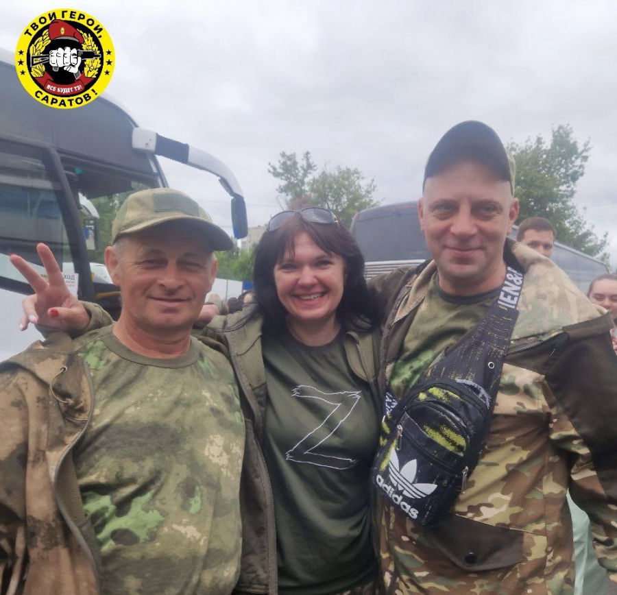 Волонтер из Саратова получила медаль «За укрепление боевого содружества»