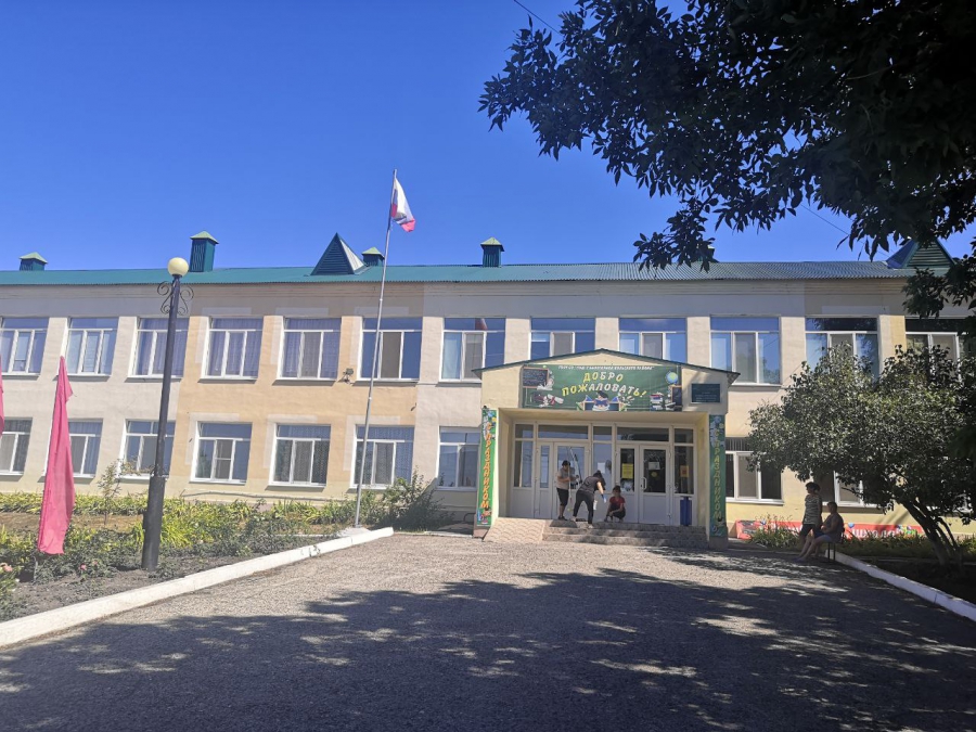 Ремонт школы в Белогорном не могут закончить из-за многодневного отсутствия воды