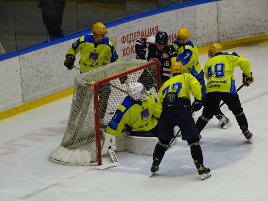 «Кристалл» выиграл первый домашний матч-2023/24