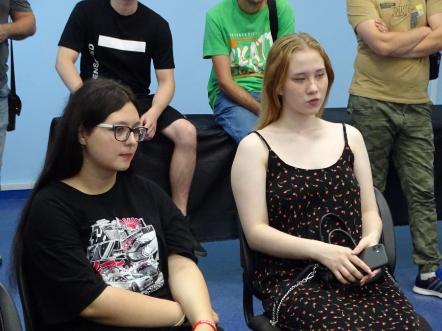 «Кристалл» отремонтировал Ледовый и создал новую команду