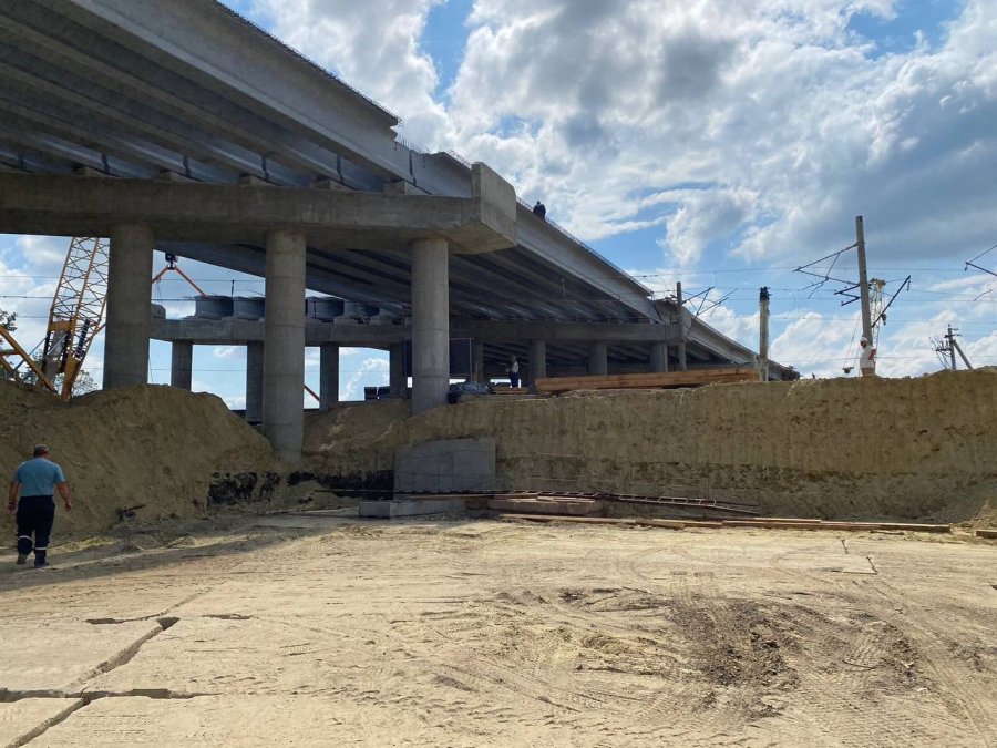 Опоры моста в Жасминном полностью достроены