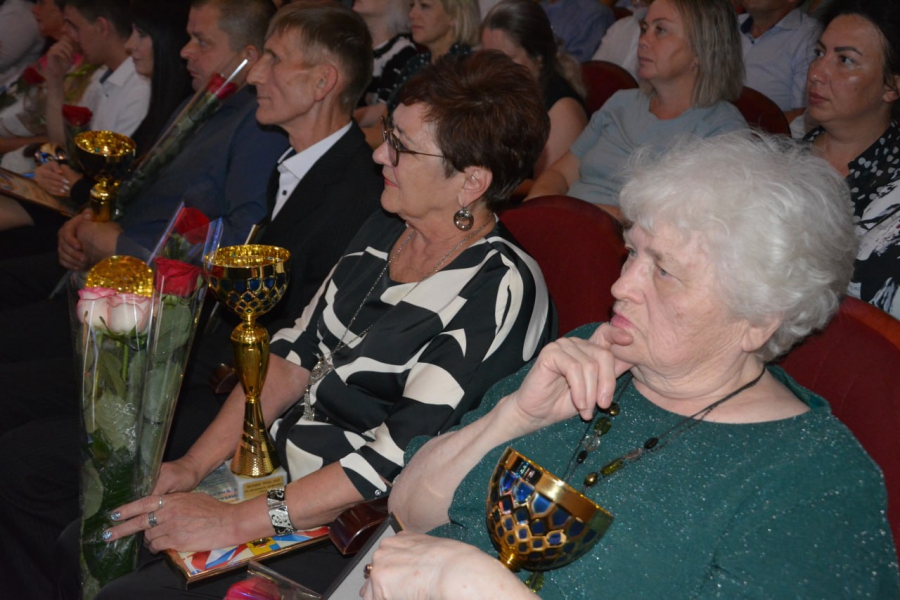 В Энгельсском районе наградили 15 победителей конкурса мастерства «Человек труда»