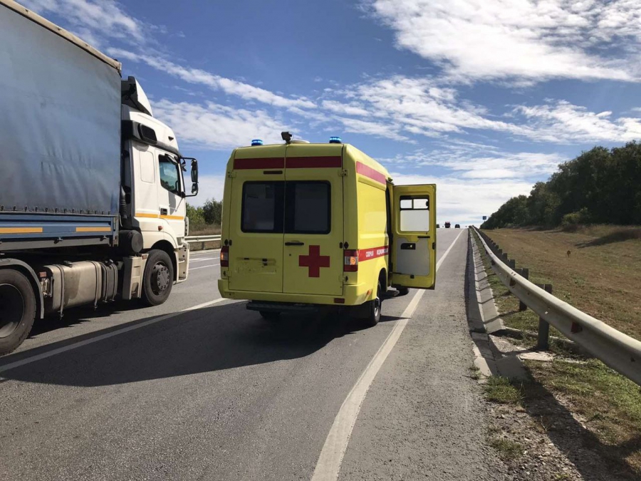 В Лысогорском районе женщина пострадала в массовом ДТП с участием «скорой»