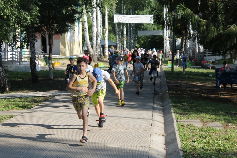 Более 1,6 тысячи школьников отдохнули в детских оздоровительных лагерях ПривЖД