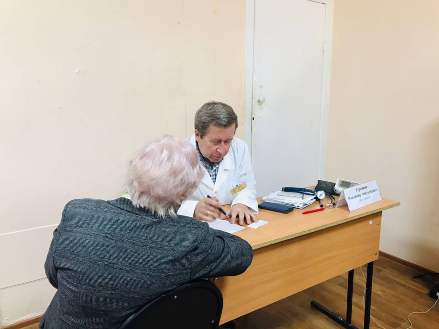 Врачи 1-й городской больницы Саратова провели осмотр более 100 ветеранов