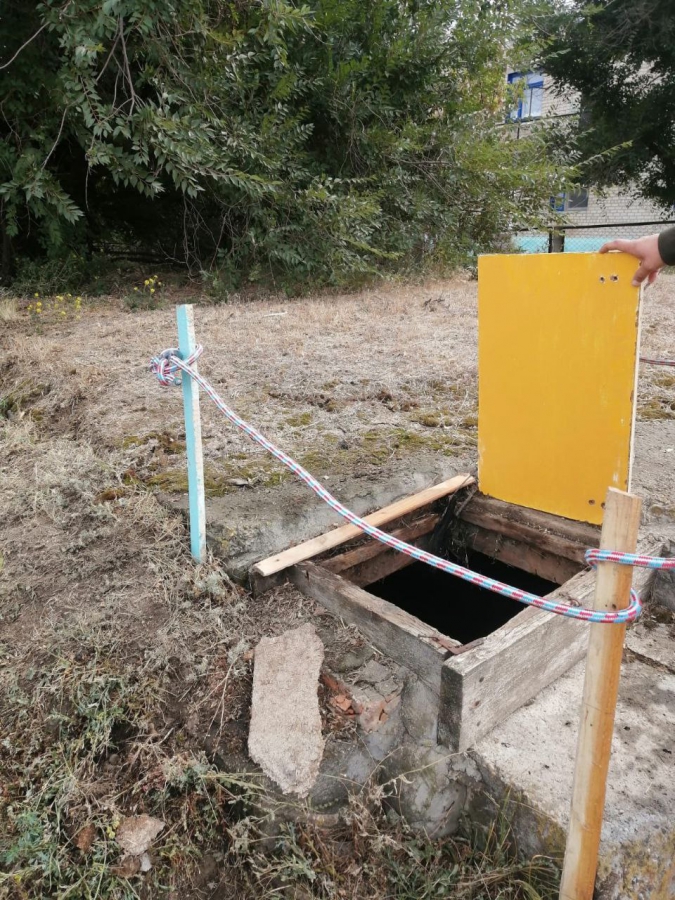 В Перелюбе 8-летний мальчик упал в ассенизаторскую яму и утонул