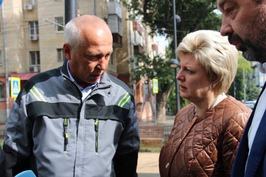 Мокроусова: Устранить крупную аварию на водопроводе на Рахова должны к 20.00