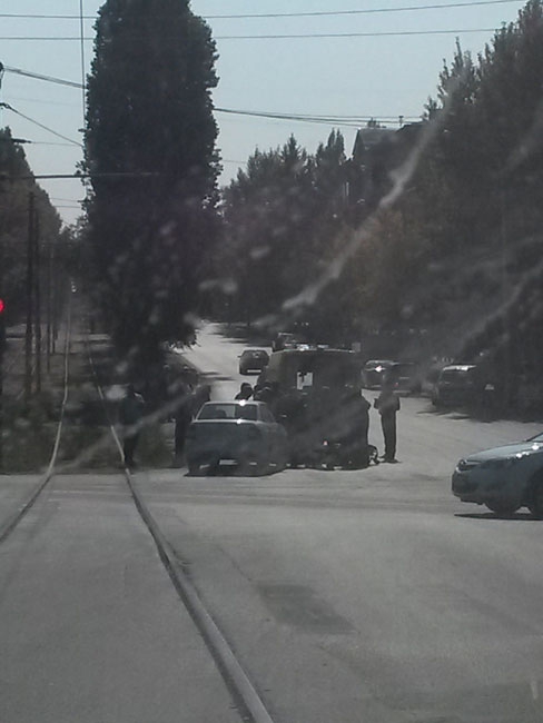 На пешеходном переходе «Приора» сбила девушку