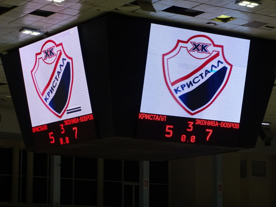 В Саратове хоккеисты на первенстве НМХЛ забросили друг другу 12 шайб