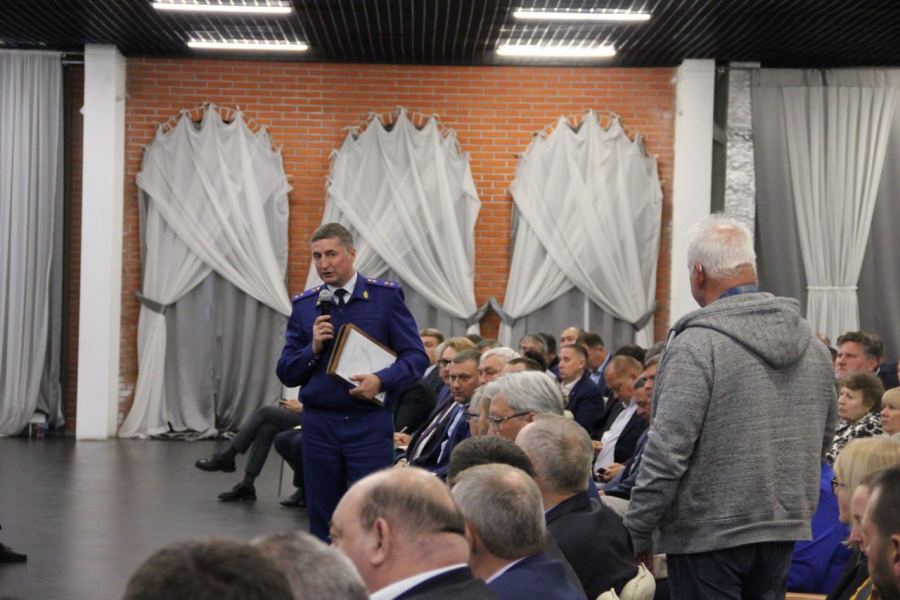 Володин о промзоне на набережной: Кто-то хочет «погреть руки» при застройке