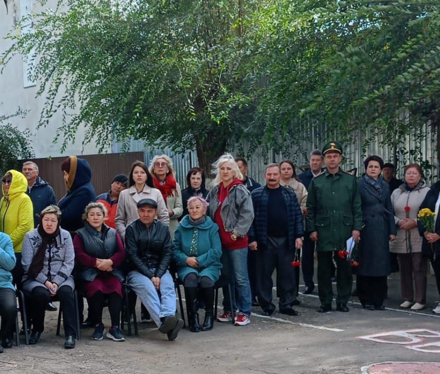 В Березовке открыли мемориальную доску погибшему в СВО Алешеру Голушко