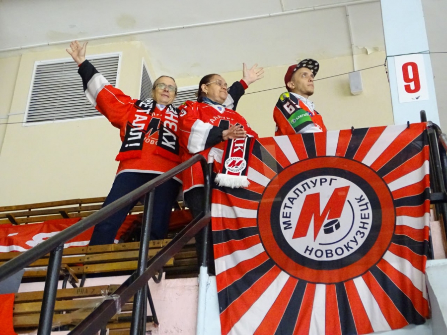 «Кристалл» проиграл дома «Металлургу»