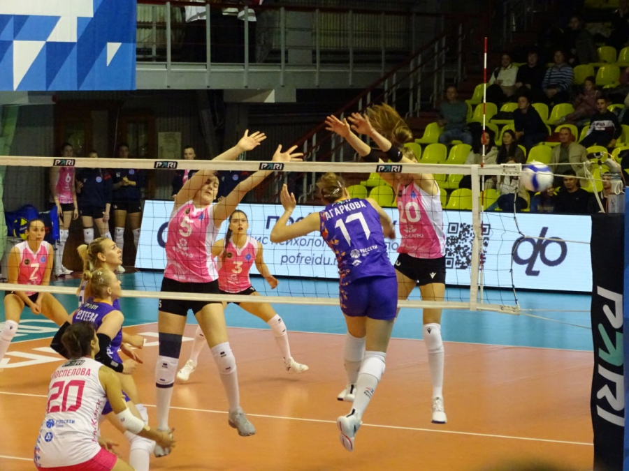 «Протон» дома разгромил новичка Суперлиги