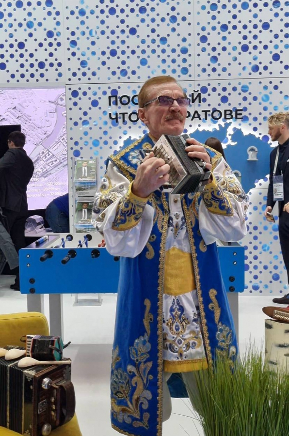 Делегация из Саратова представила свой стенд на международной выставке в Москве