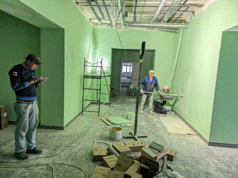 Строящаяся поликлиника в Базарном Карабулаке под угрозой сдачи в срок