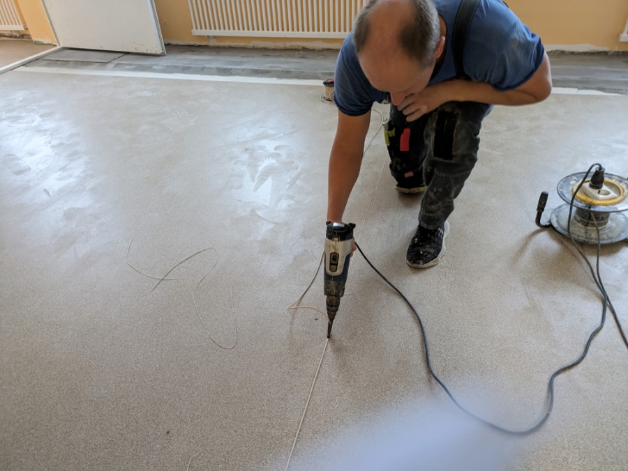 Строящаяся поликлиника в Базарном Карабулаке под угрозой сдачи в срок