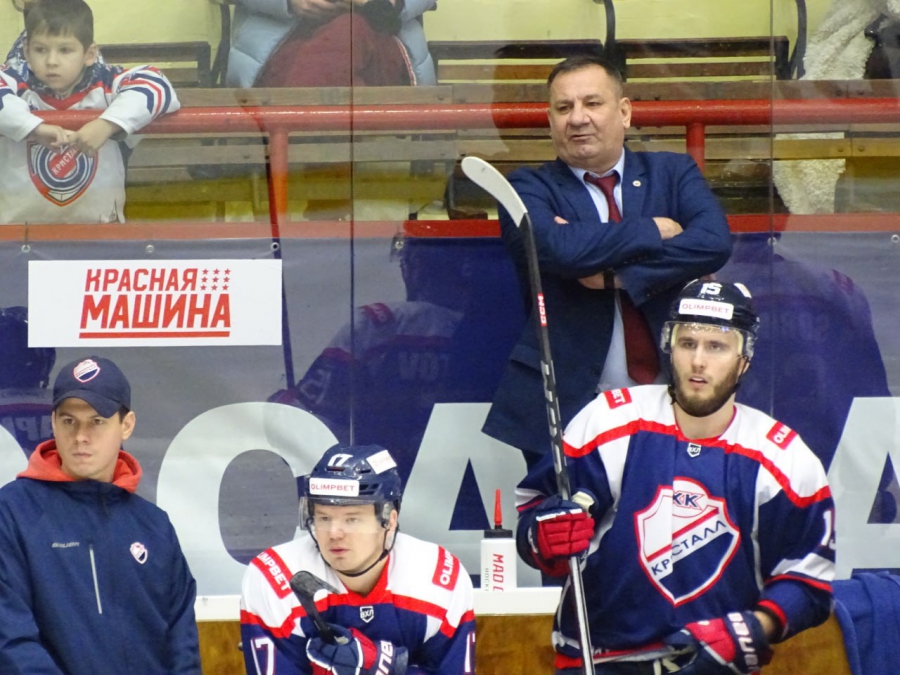 «Кристалл» дома пропустил 5 шайб и проиграл «Норильску»