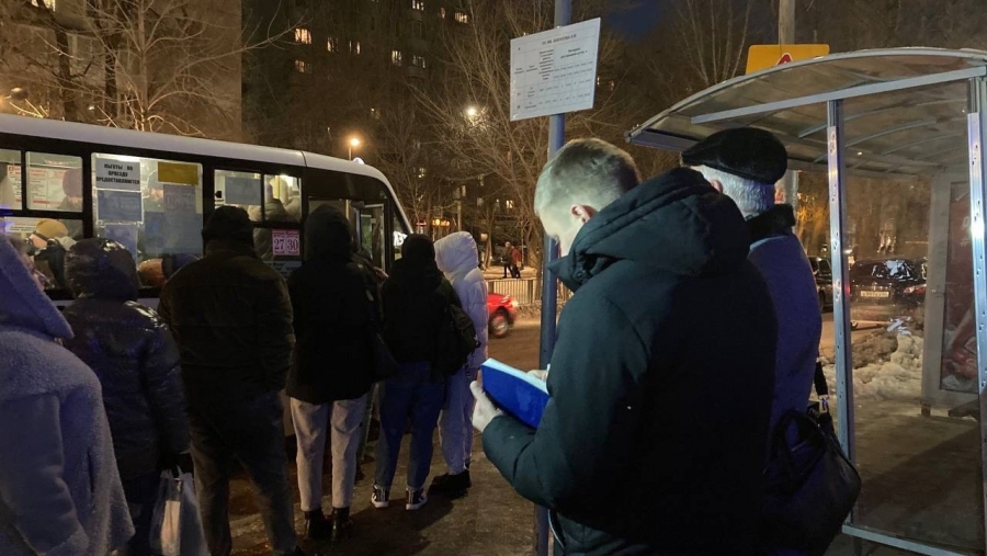 В Саратове на маршрут №41 собираются очереди по 30 человек