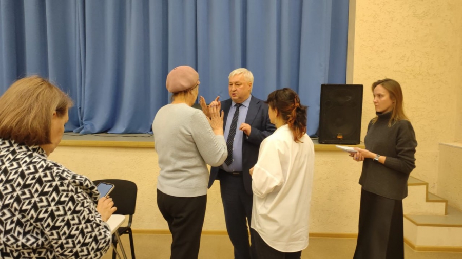 В Энгельсе из-за едкого запаха проведут мониторинг атмосферного воздуха