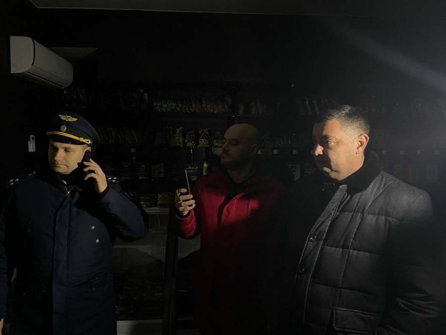 На 2-й Садовой в многоквартирном доме обнаружили незаконную «наливайку»