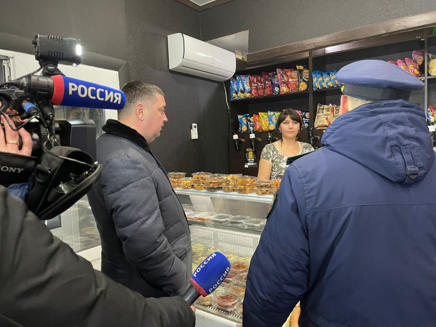 На 2-й Садовой в многоквартирном доме обнаружили незаконную «наливайку»