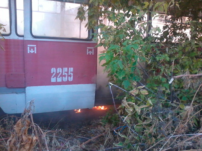 В Заводском районе горел вагон трамвая №9