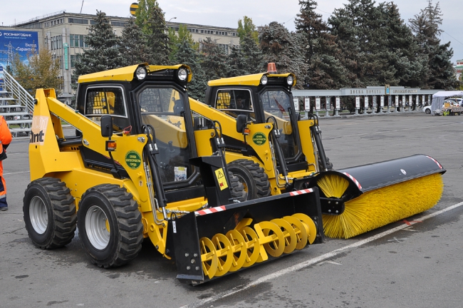 Саратов обеспечен коммунальной техникой на 50%