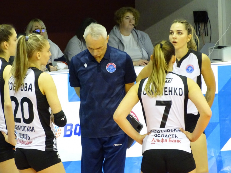 «Протон» разгромно выиграл международный матч