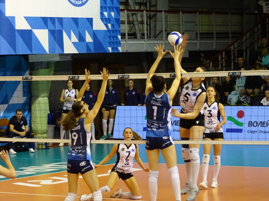 «Протон» разгромно выиграл международный матч