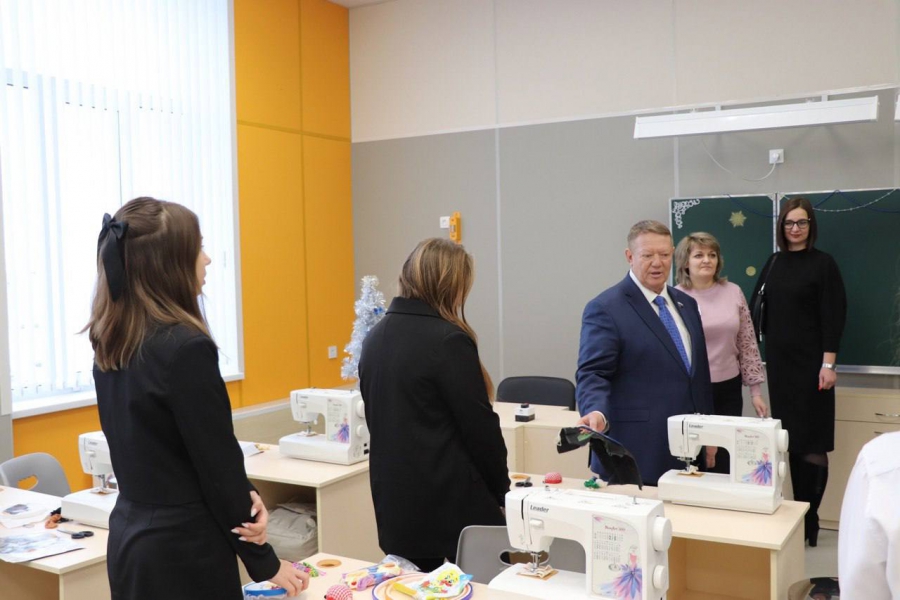 В Шиханах-2 открылась современная школа