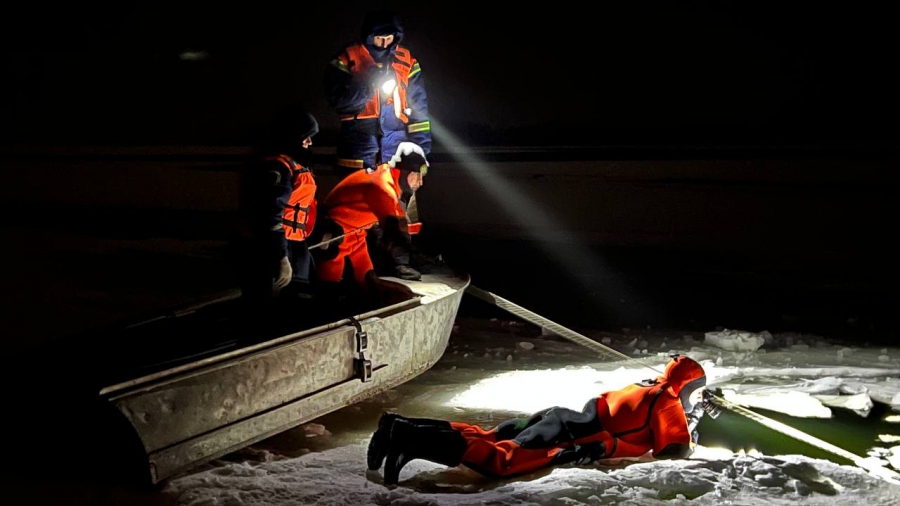 Сотрудники саратовского облспаса отмечают профессиональный праздник