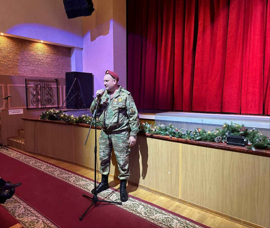 В Саратове волонтеров наградили медалями «За укрепление боевого содружества»